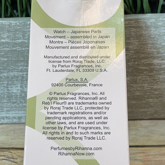 Reb’l Fleur by Rihanna Watch - Picture 5 of 8